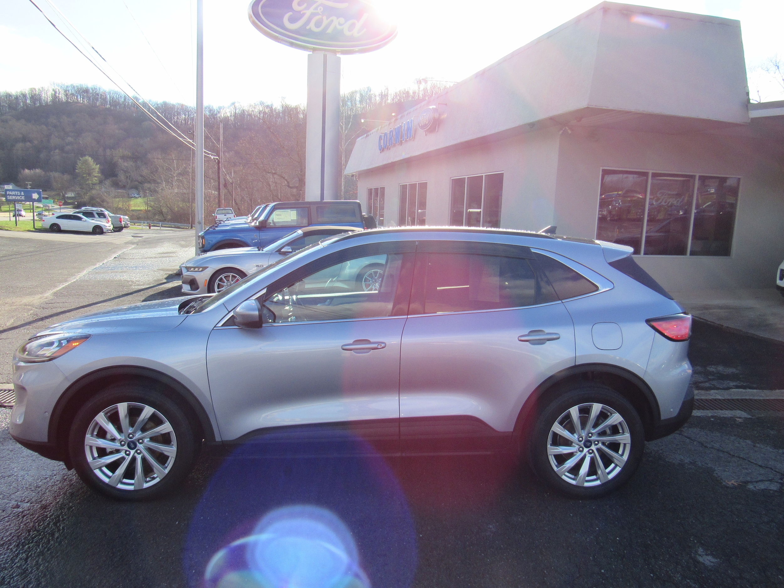 Used 2022 Ford Escape Titanium with VIN 1FMCU9J94NUA08388 for sale in Mannington, WV