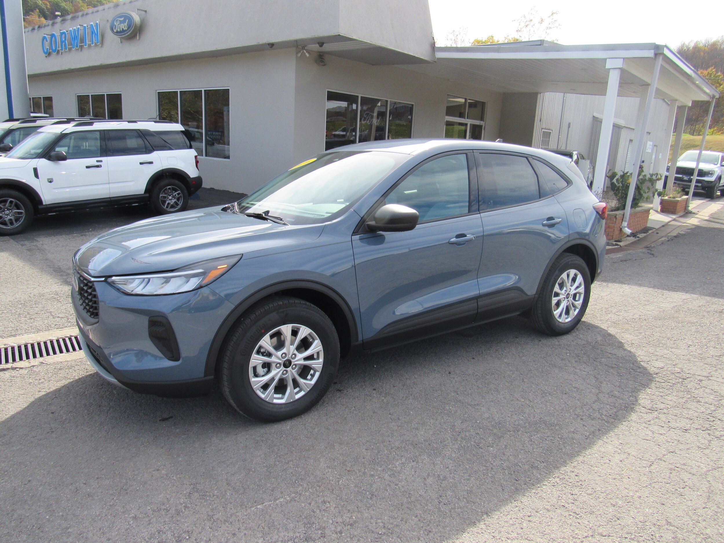 2026 Ford Escape Active photo 2