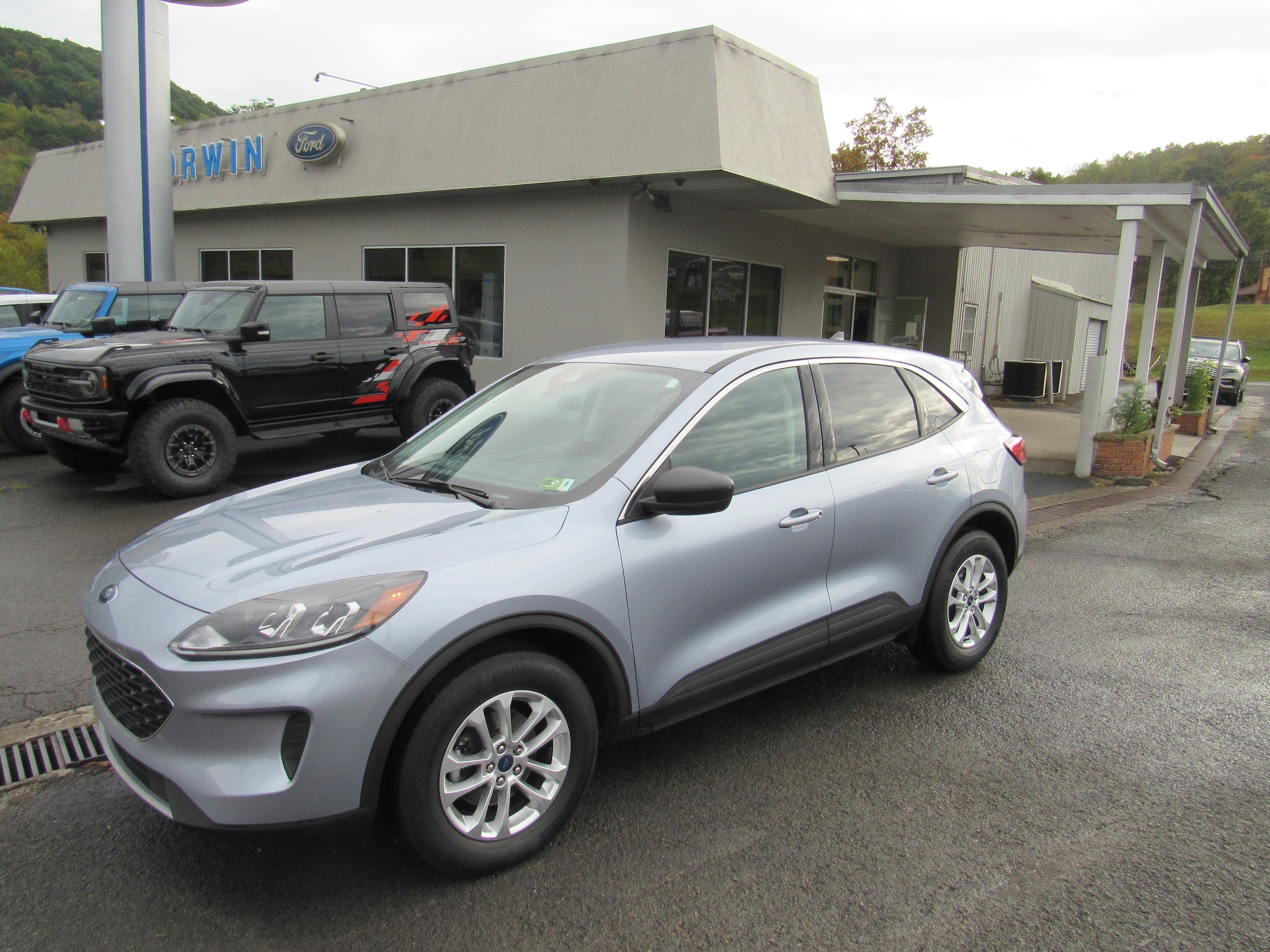2022 Ford Escape SE