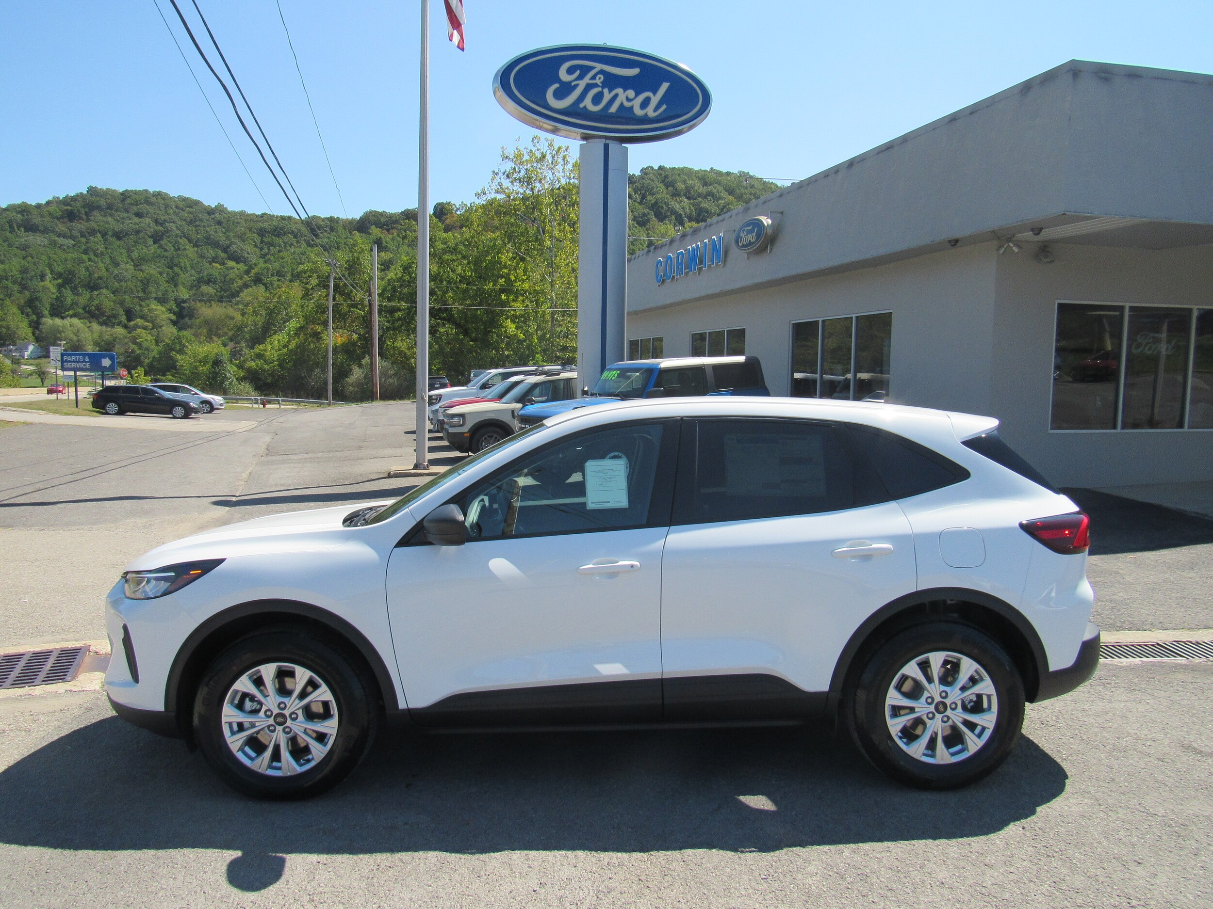 2025 Ford Escape Active photo 2