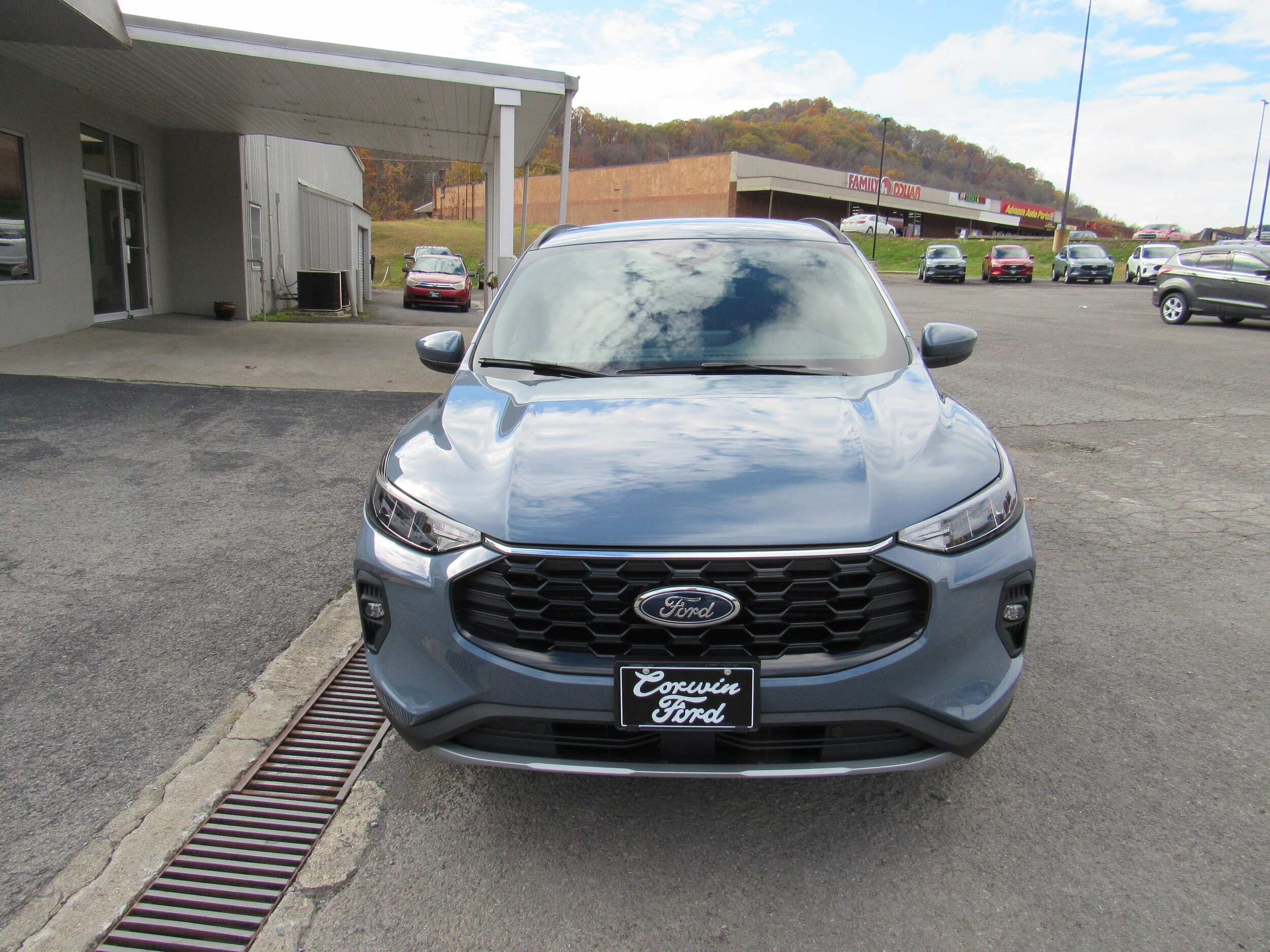 2026 Ford Escape ST-Line Select photo 3