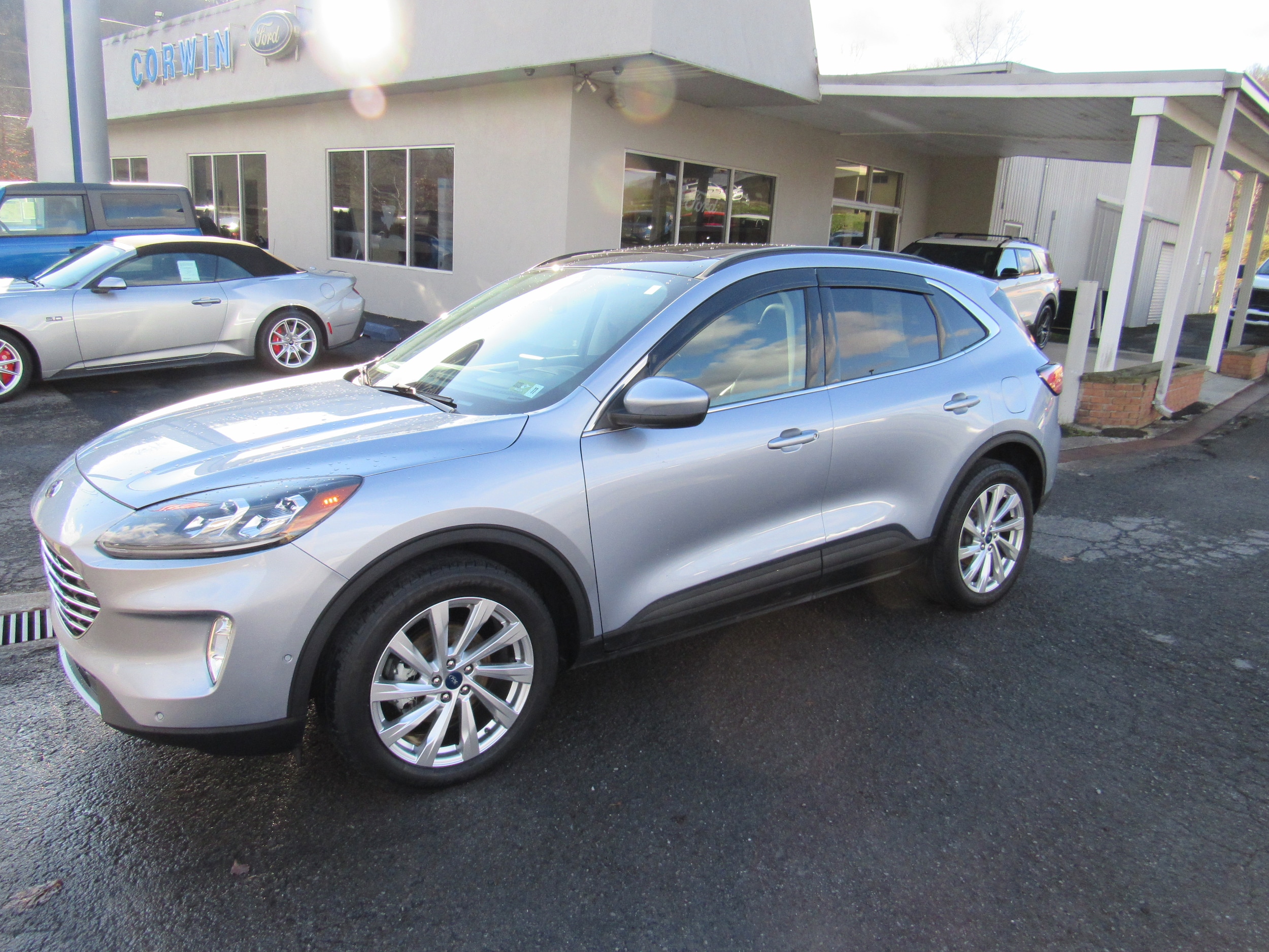 2022 Ford Escape Titanium