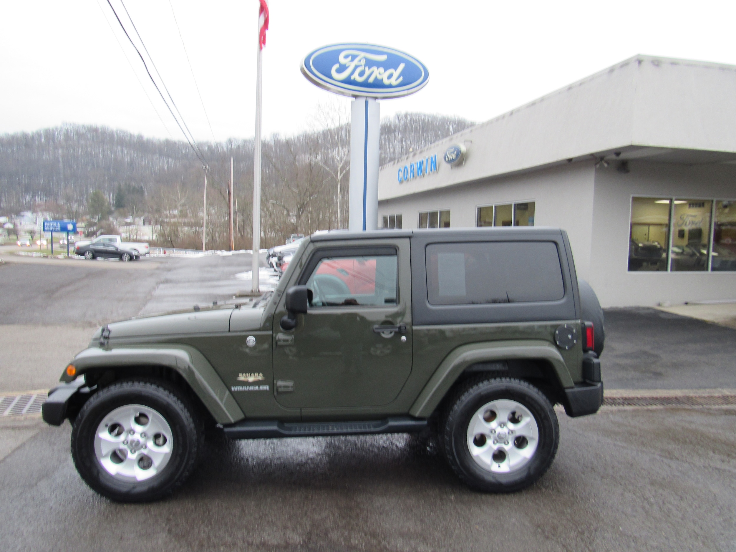 Used 2015 Jeep Wrangler Sahara with VIN 1C4AJWBG4FL769672 for sale in Mannington, WV