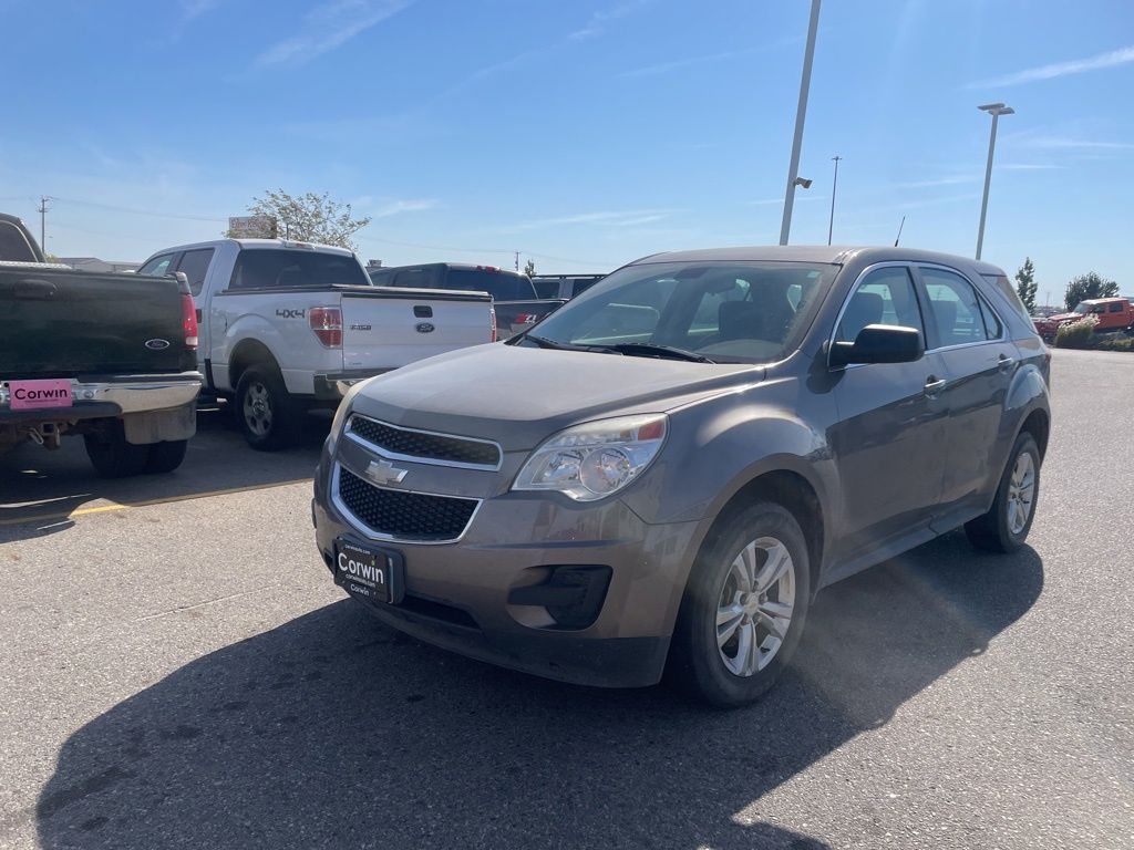 2010 Chevrolet Equinox LS photo 3