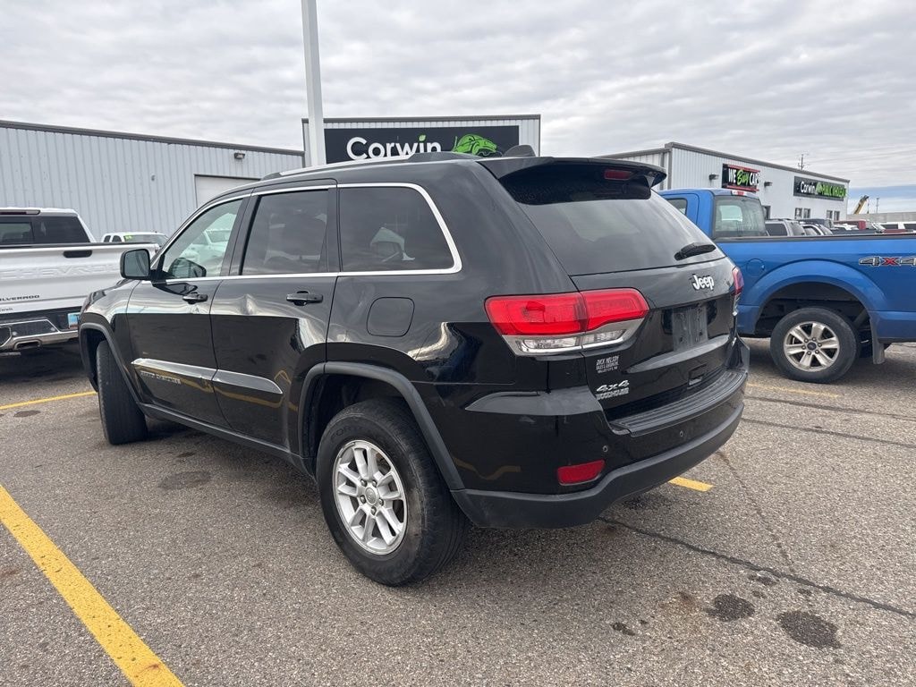 Used 2019 Jeep Grand Cherokee Laredo SUV