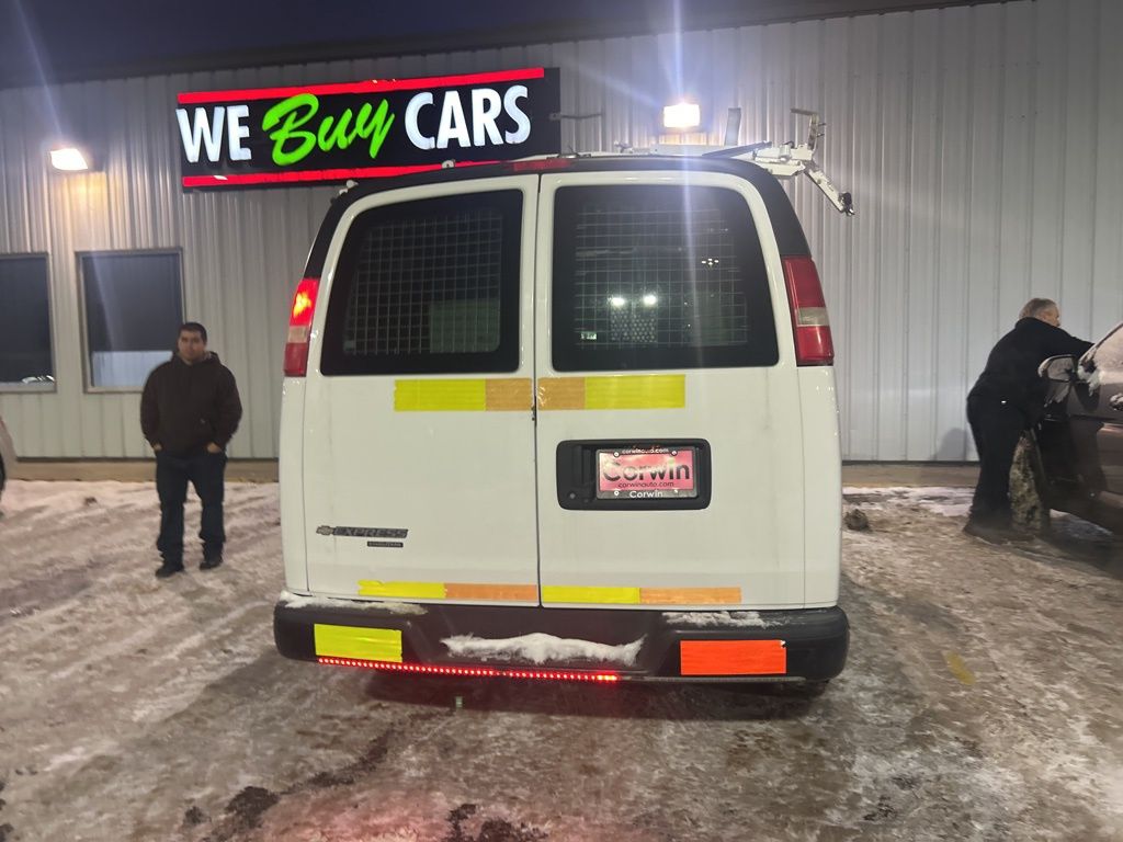 Image of 2016 Chevrolet Express 2500 Work Van Cargo