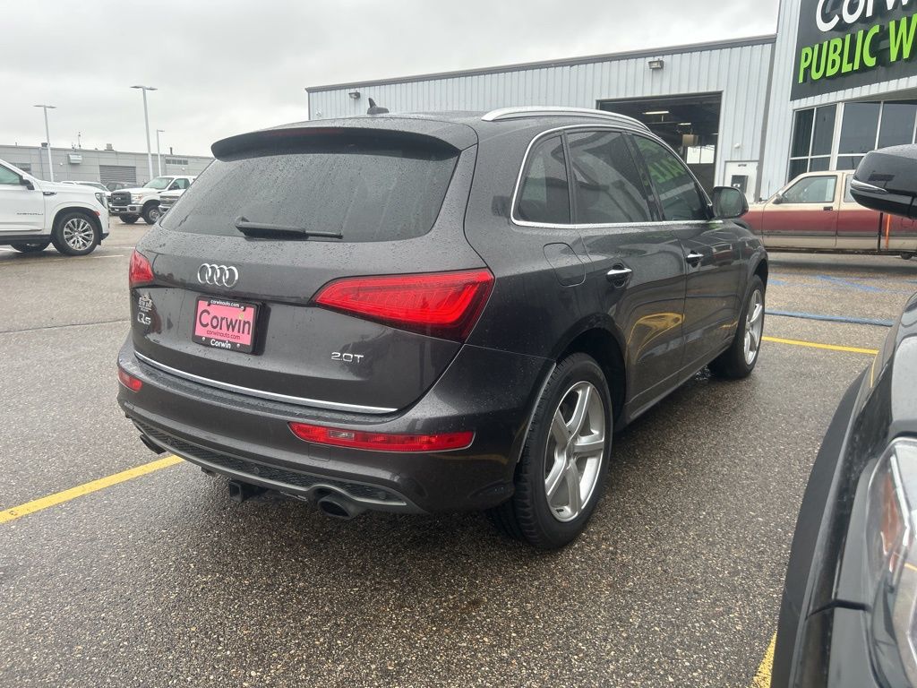 2017 Audi Q5 2.0T Premium Plus photo 2