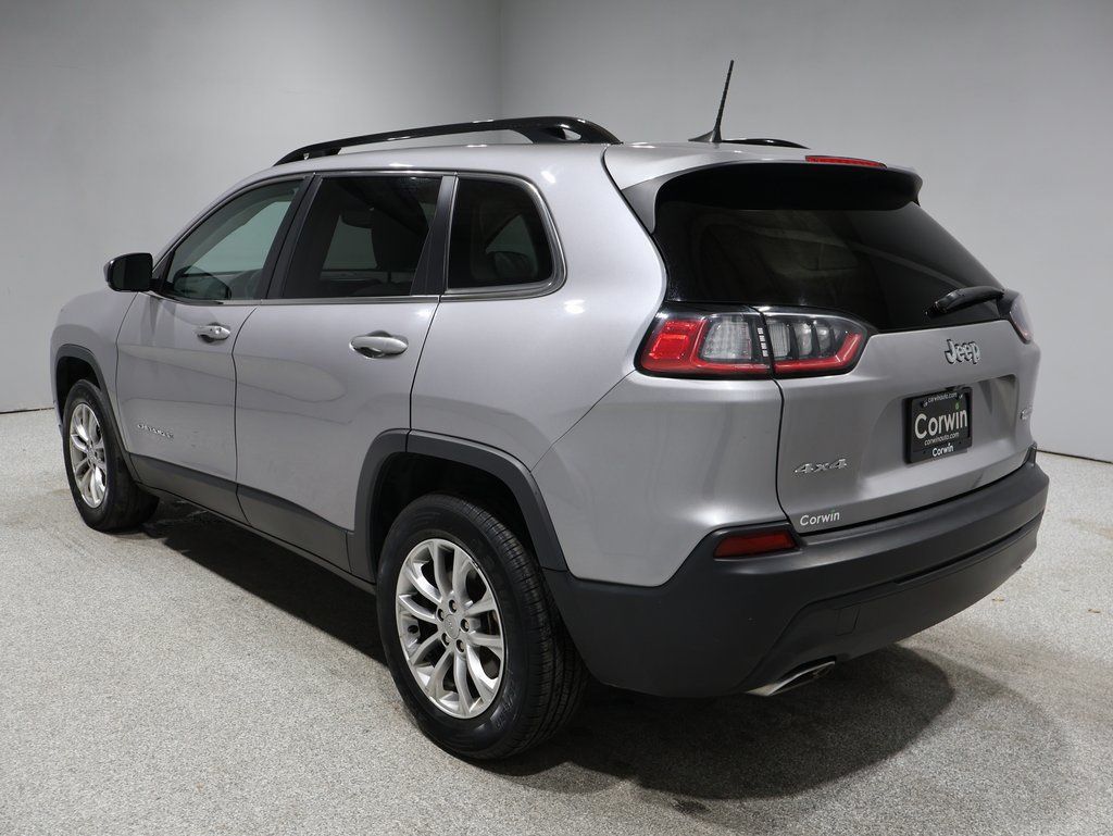 2022 Jeep Cherokee Latitude Lux photo 4