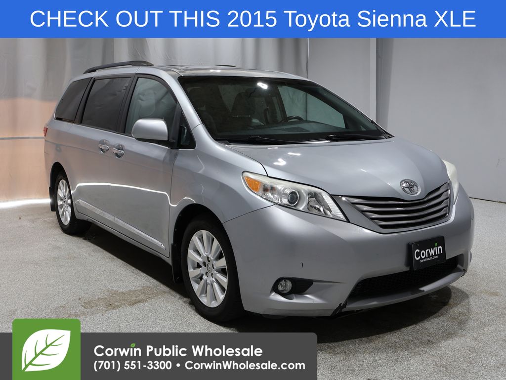 2015 Toyota Sienna XLE
