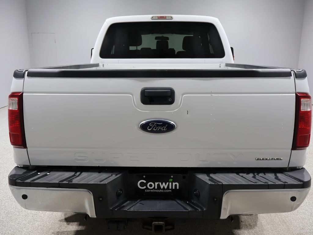 2013 Ford F-250 XLT photo 3