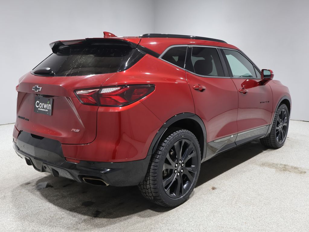 2019 Chevrolet Blazer RS photo 2