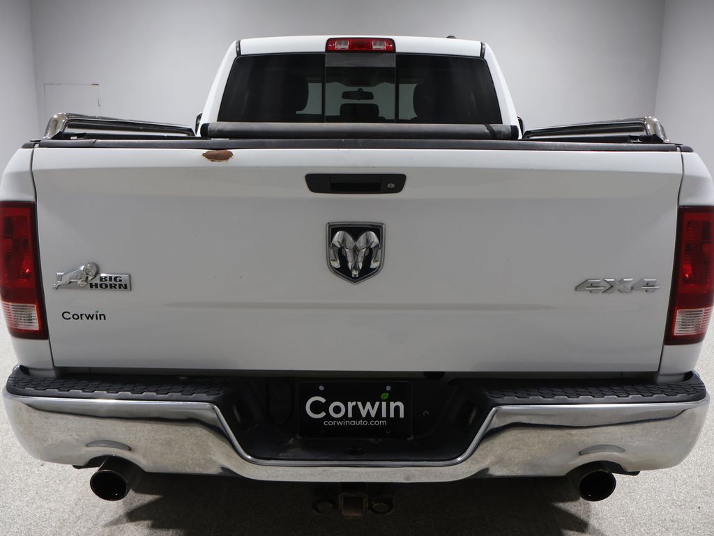 2012 Ram 1500 SLT photo 3