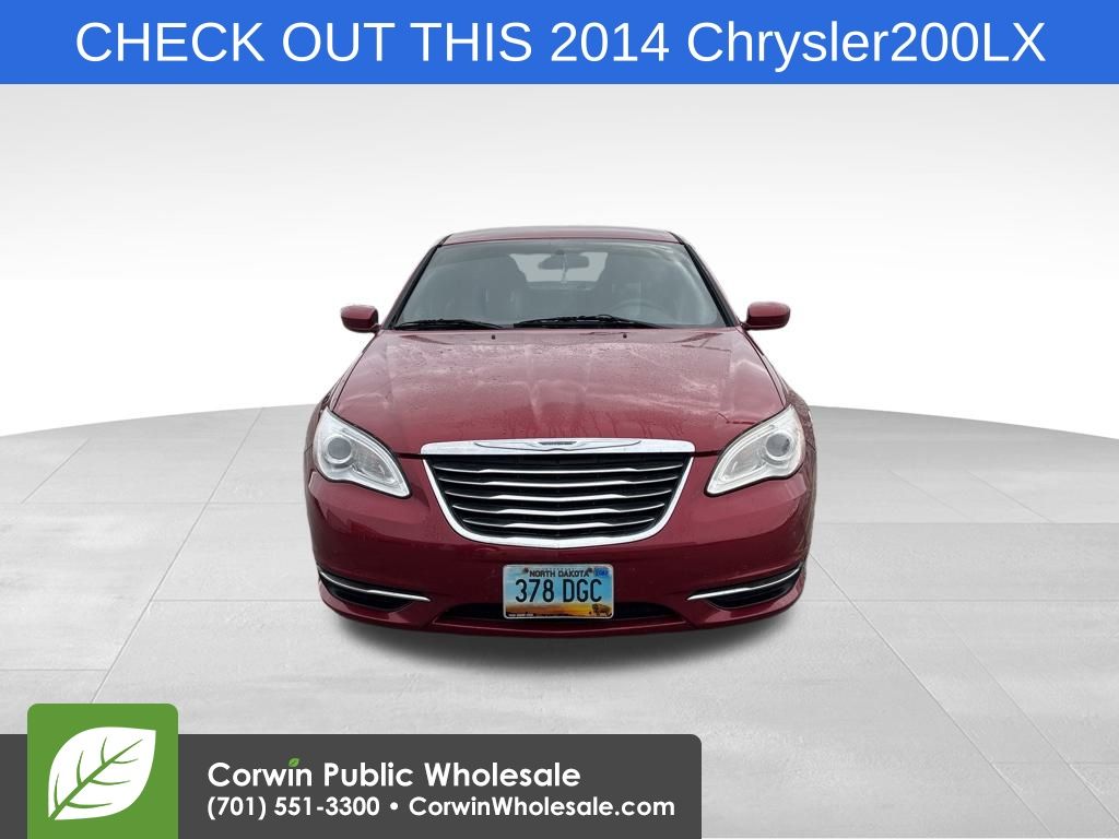 2014 Chrysler 200 LX's photo