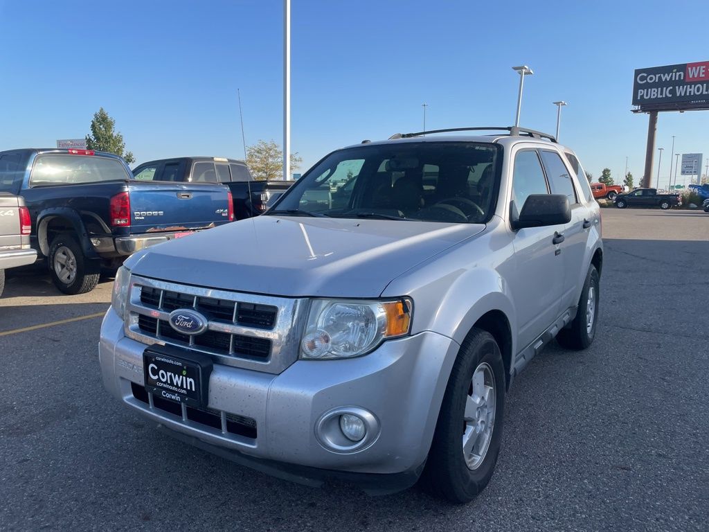 2011 Ford Escape XLT photo 4