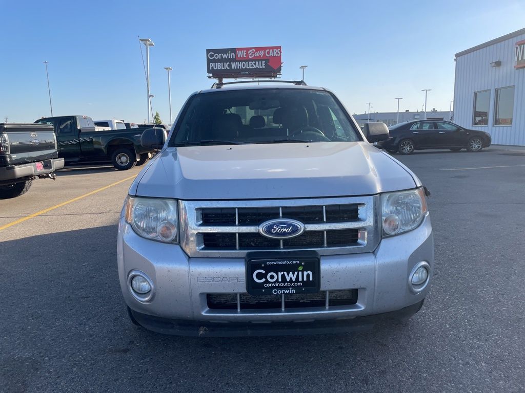 2011 Ford Escape XLT photo 3