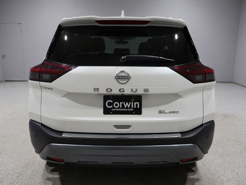 2023 Nissan Rogue SL photo 3