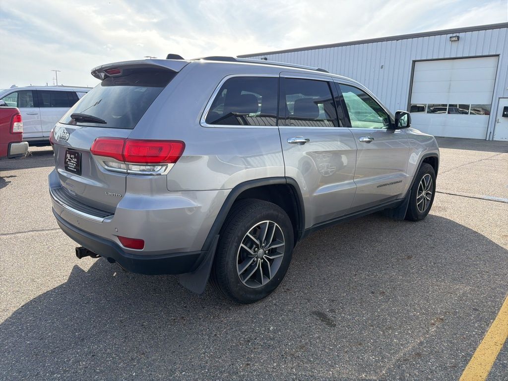 2018 Jeep Grand Cherokee Limited photo 2