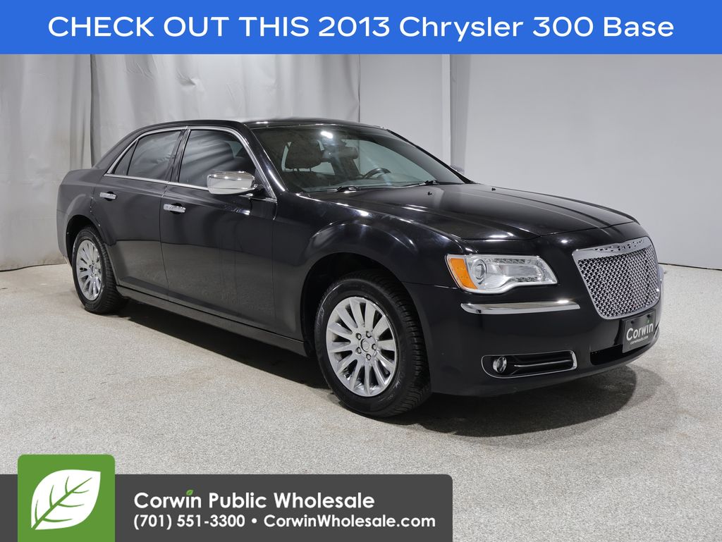 2013 Chrysler 300 -'s photo