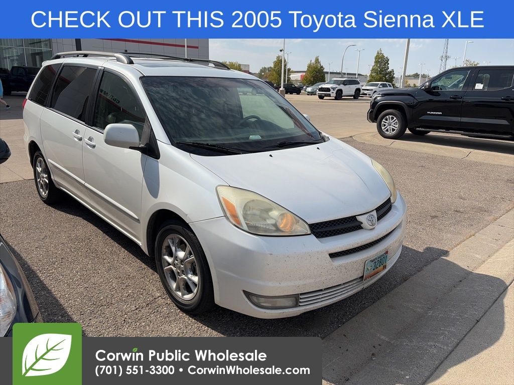 2005 Toyota Sienna XLE