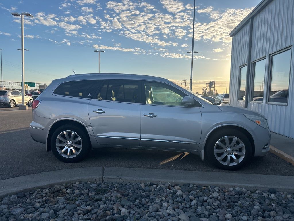 2016 Buick Enclave Premium photo 2