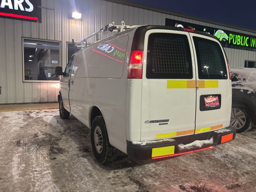 Image of 2016 Chevrolet Express 2500 Work Van Cargo