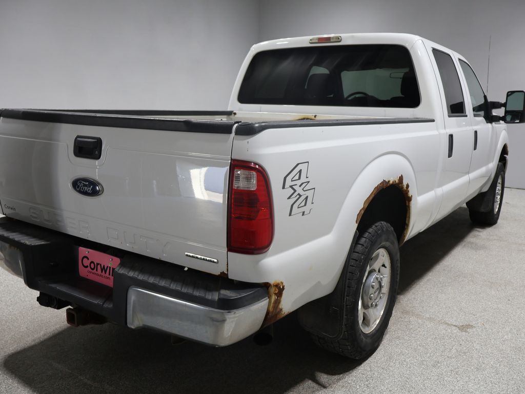 2014 Ford F-250 XLT photo 2