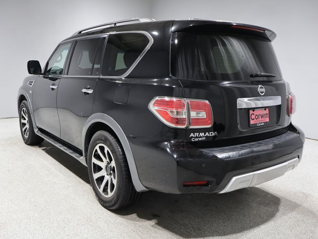 2017 Nissan Armada SV photo 4