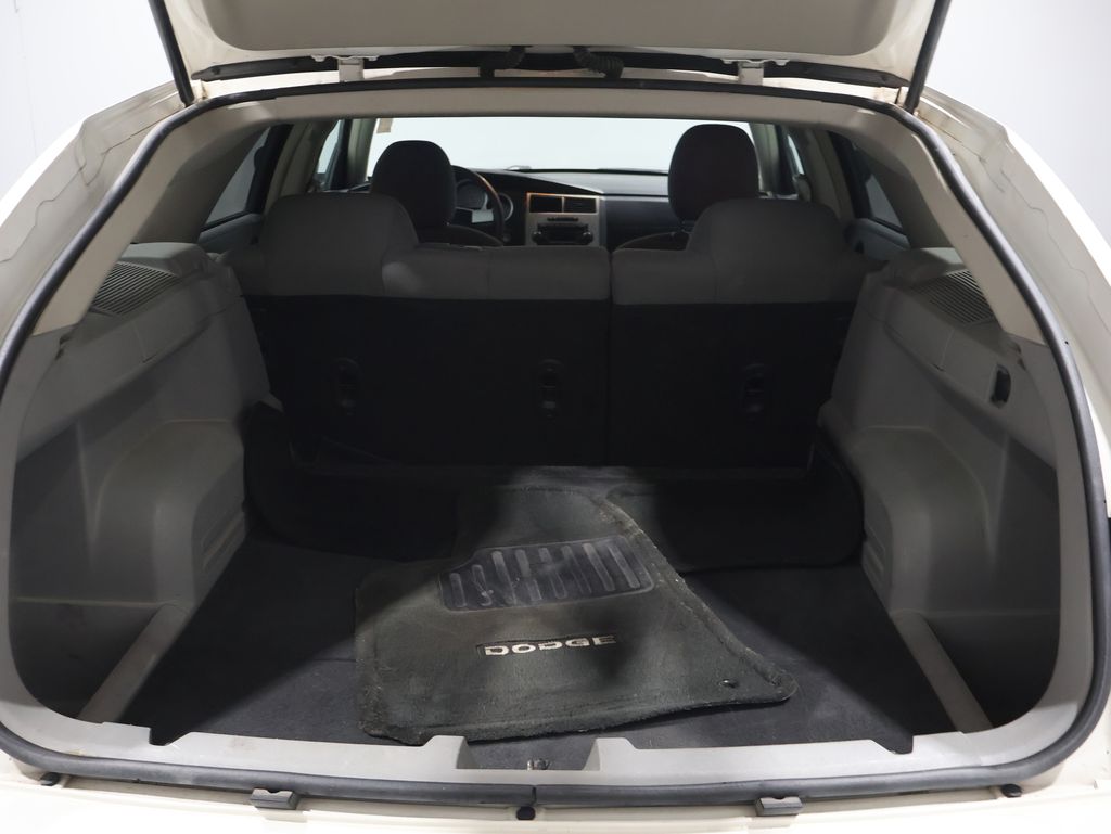 2007 Dodge Magnum SXT photo 4