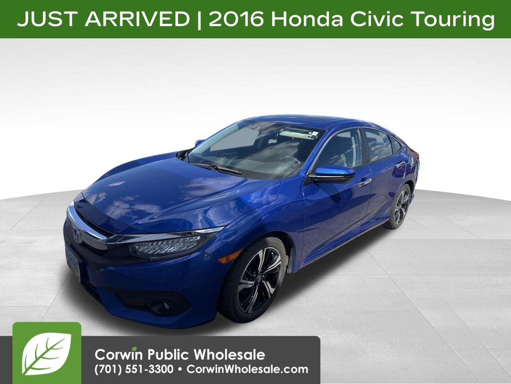 2016 Honda Civic Touring CVT's photo