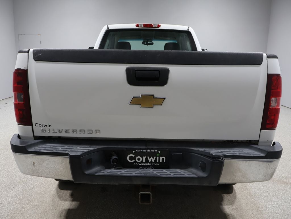 2010 Chevrolet Silverado Work Truck Base photo 2