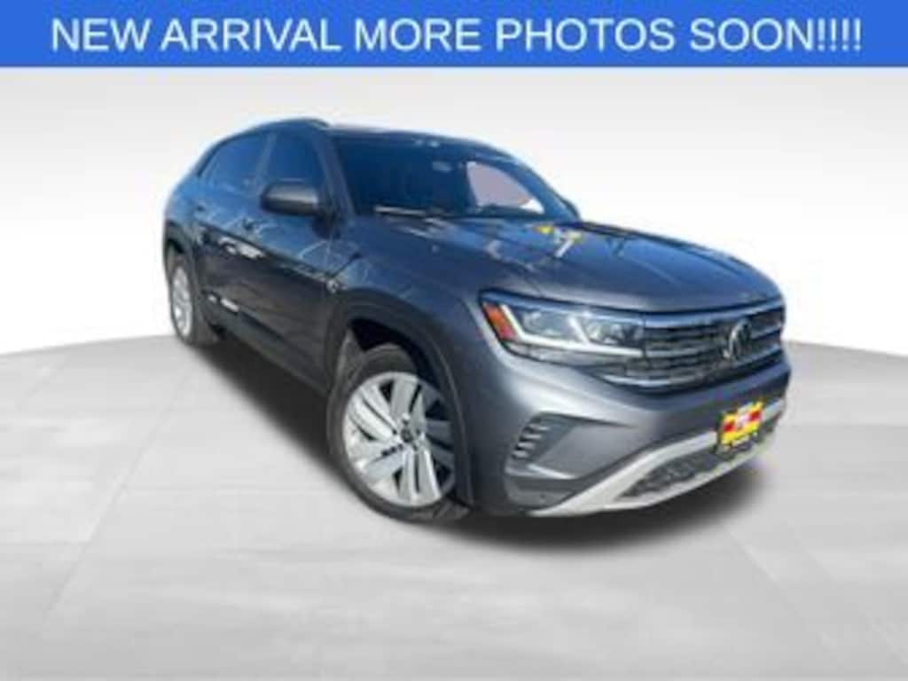 Used 2021 Volkswagen Atlas Cross Sport 2.0T SE w/Technology 4MOTION SUV