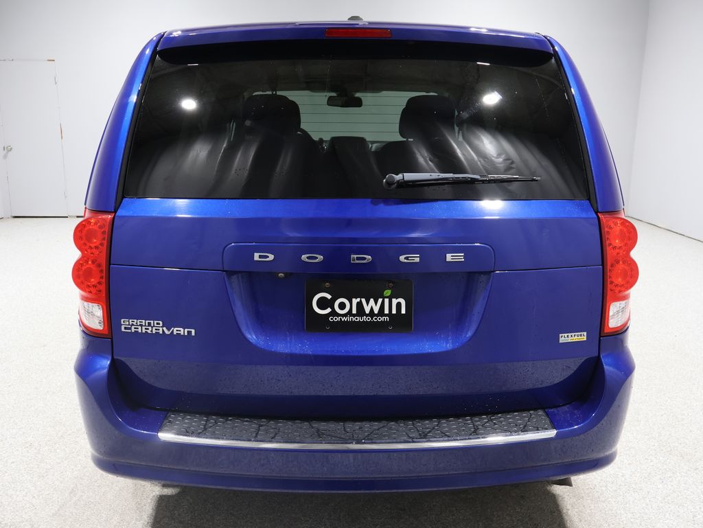 2018 Dodge Grand Caravan SE photo 3