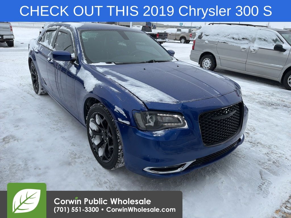 2019 Chrysler 300 S