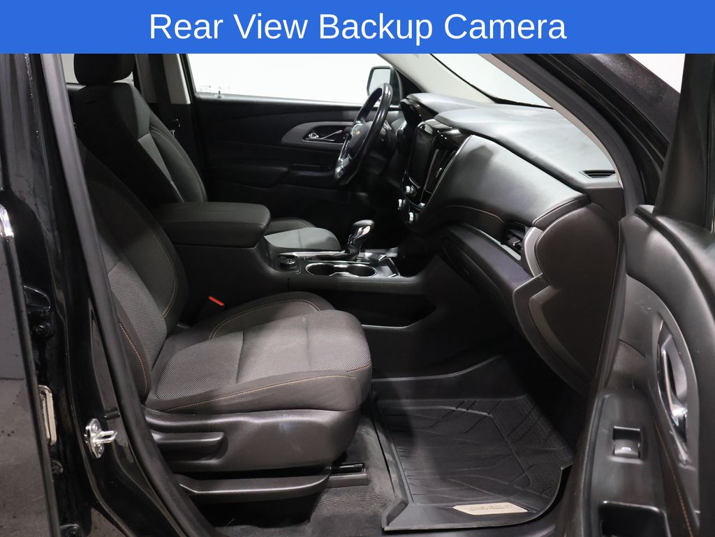 2021 Chevrolet Traverse Cloth 1LT photo 4