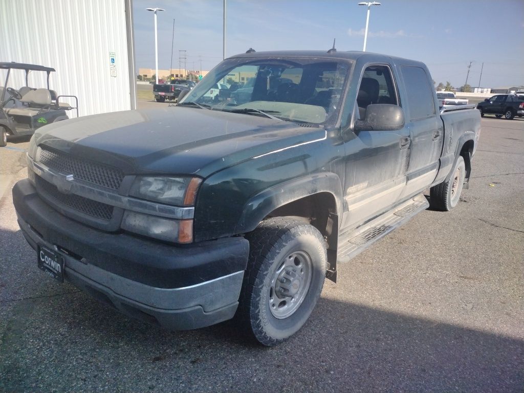 2003 Chevrolet Silverado 2500HD LT photo 2