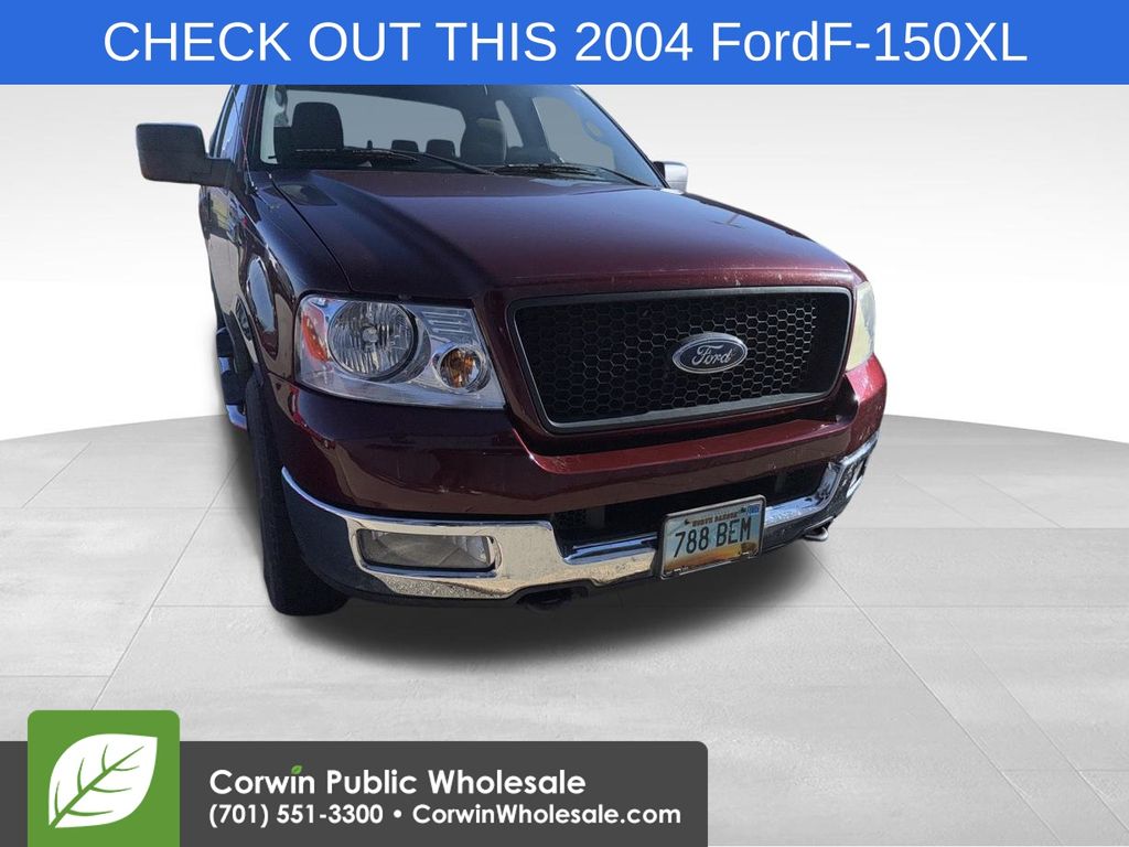 2004 Ford F-150 XL's photo