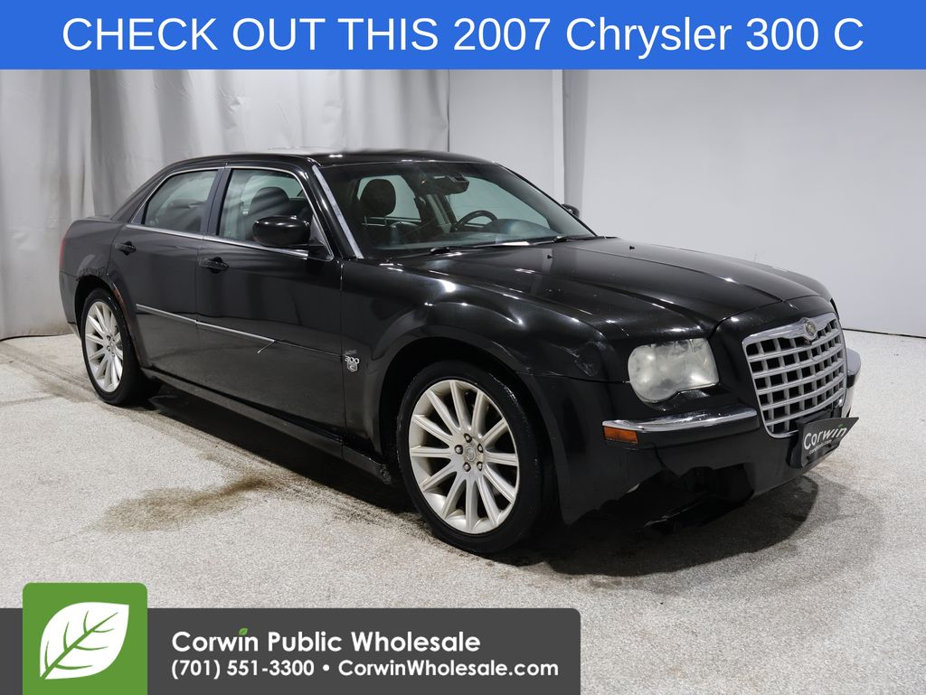 2007 Chrysler 300 C's photo