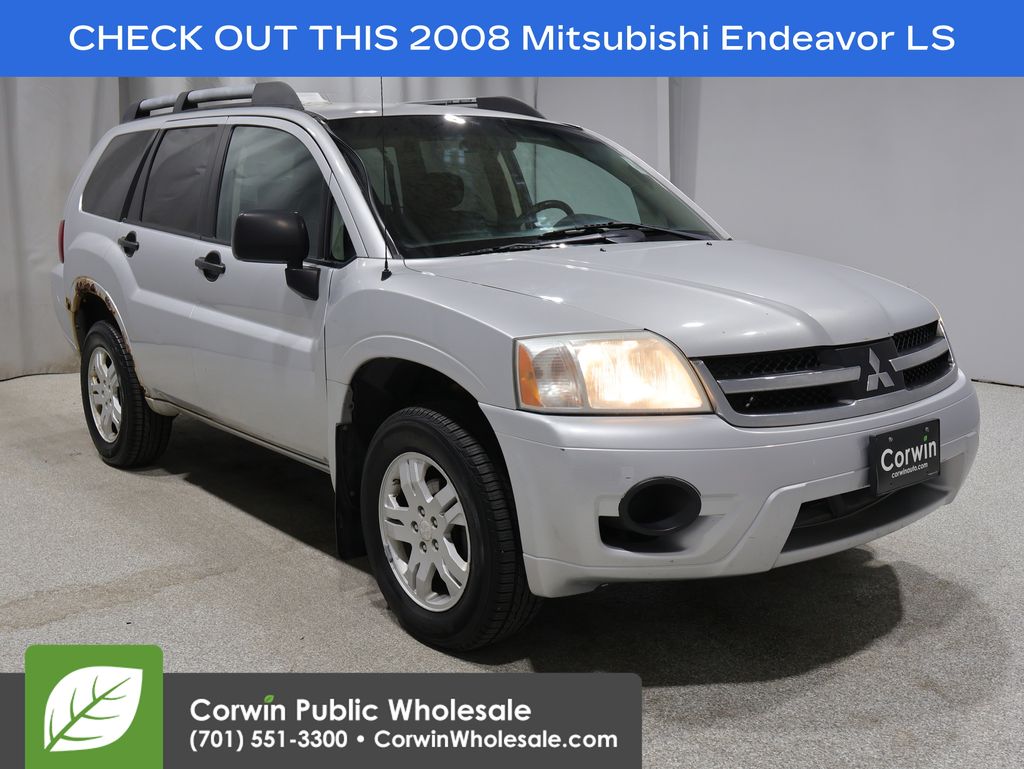 2008 Mitsubishi Endeavor 3.8 Auto LS Awd's photo