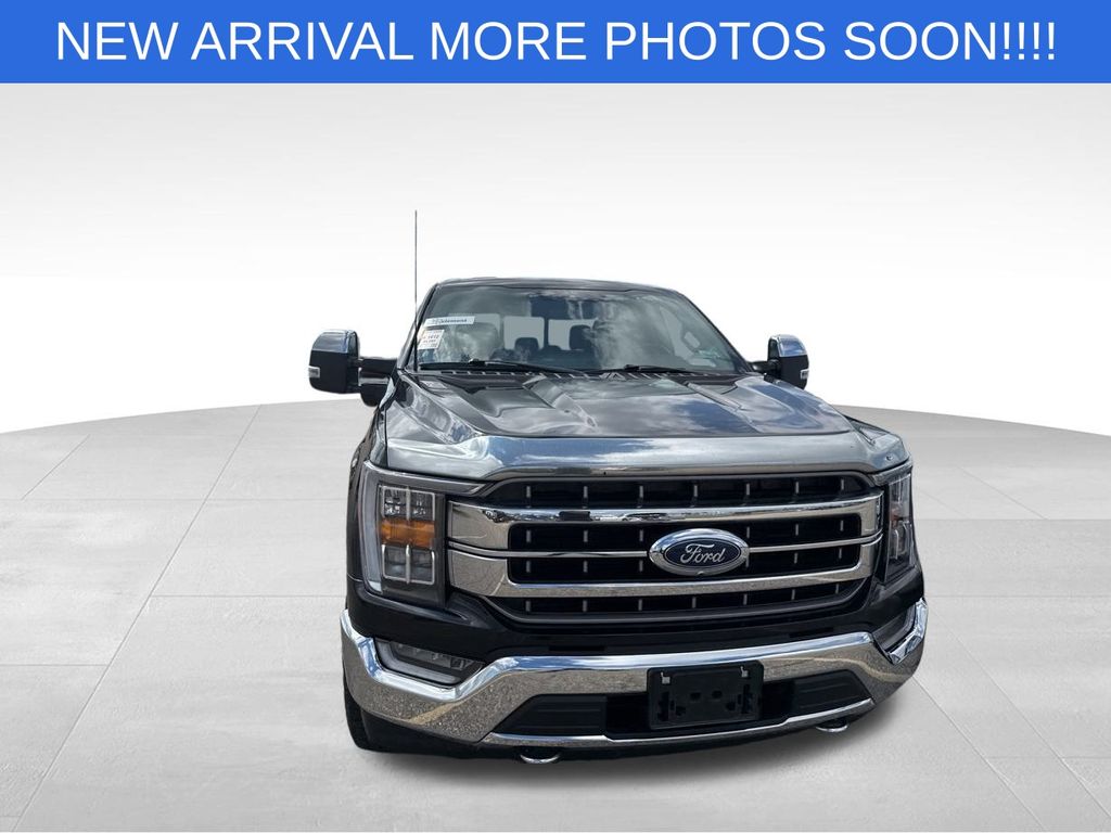 2022 Ford F-150 Lariat photo 2