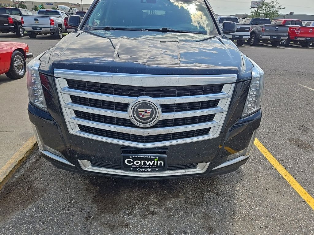 2015 Cadillac Escalade ESV Premium photo 2