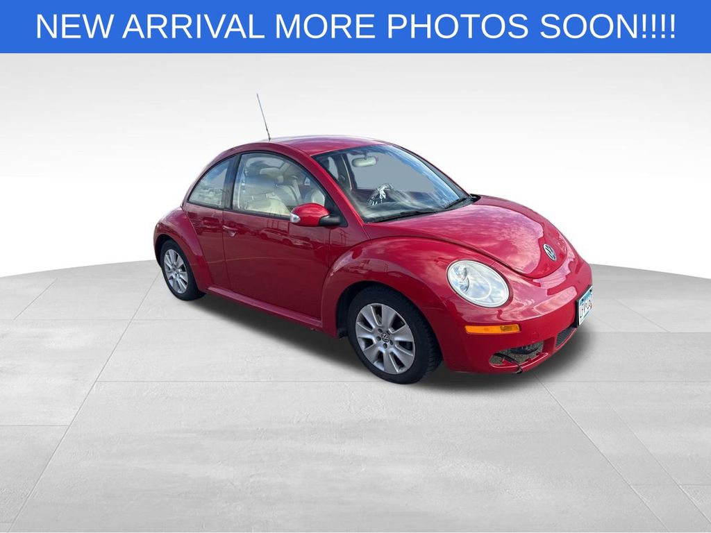 2008 Volkswagen Beetle S photo 2
