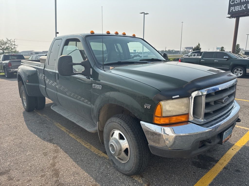 1999 Ford F-350 Lariat photo 2