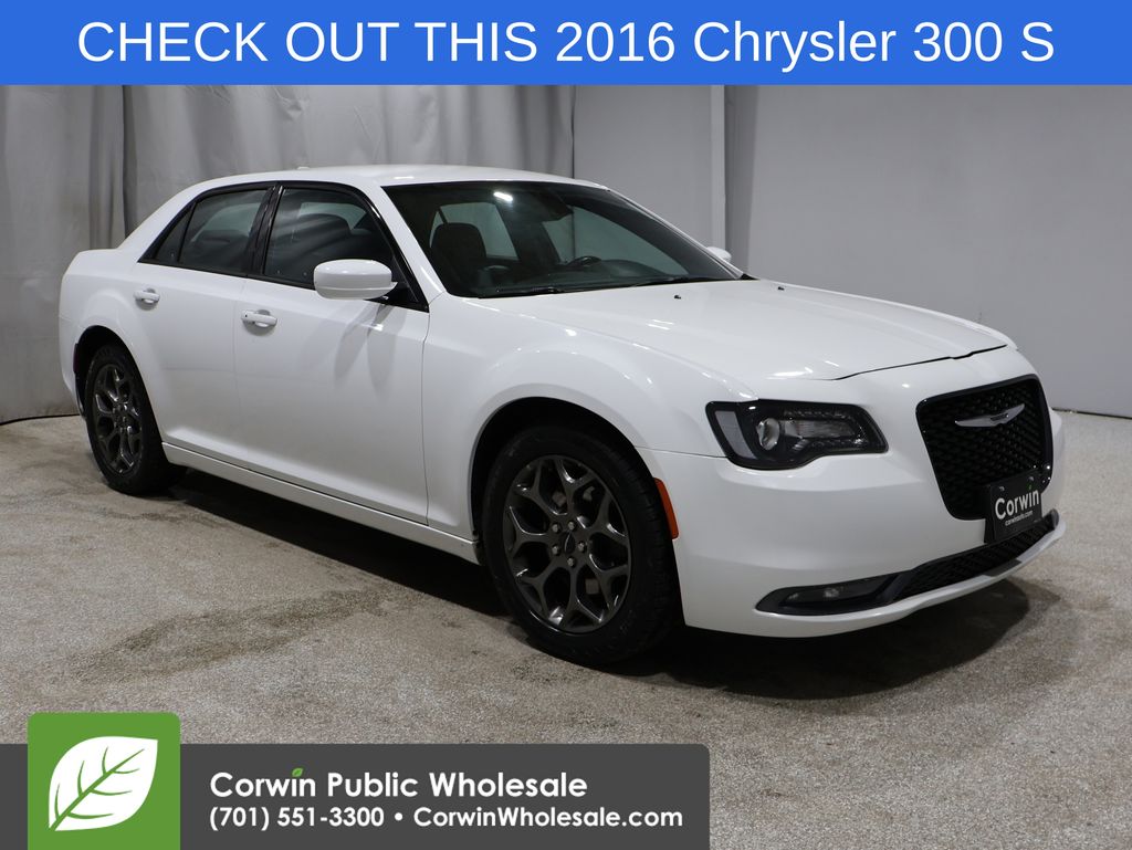 2016 Chrysler 300 S