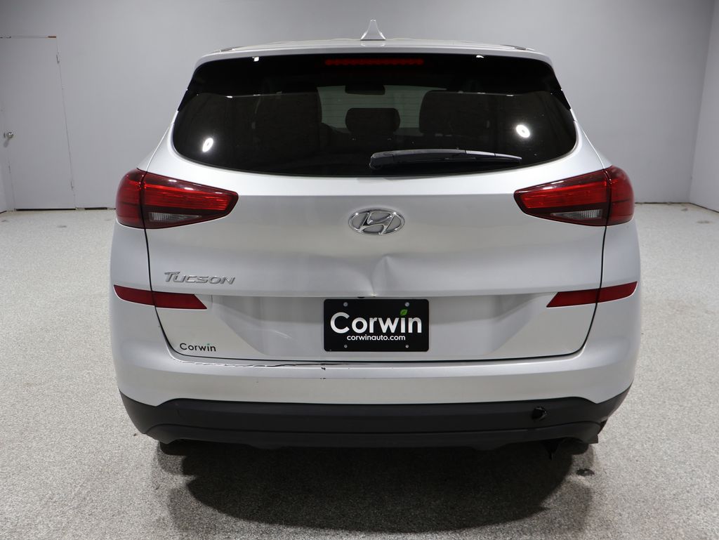 2019 Hyundai Tucson SE photo 2