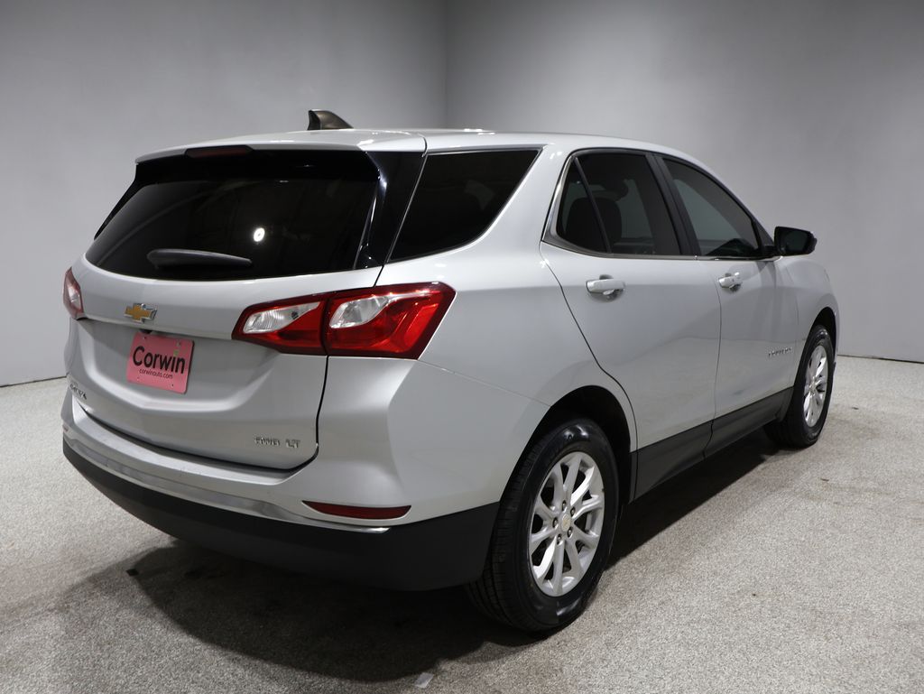 2021 Chevrolet Equinox photo 2
