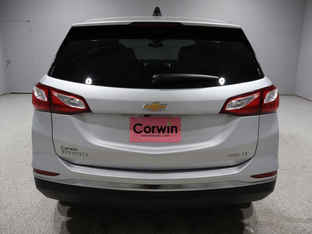 2021 Chevrolet Equinox photo 3