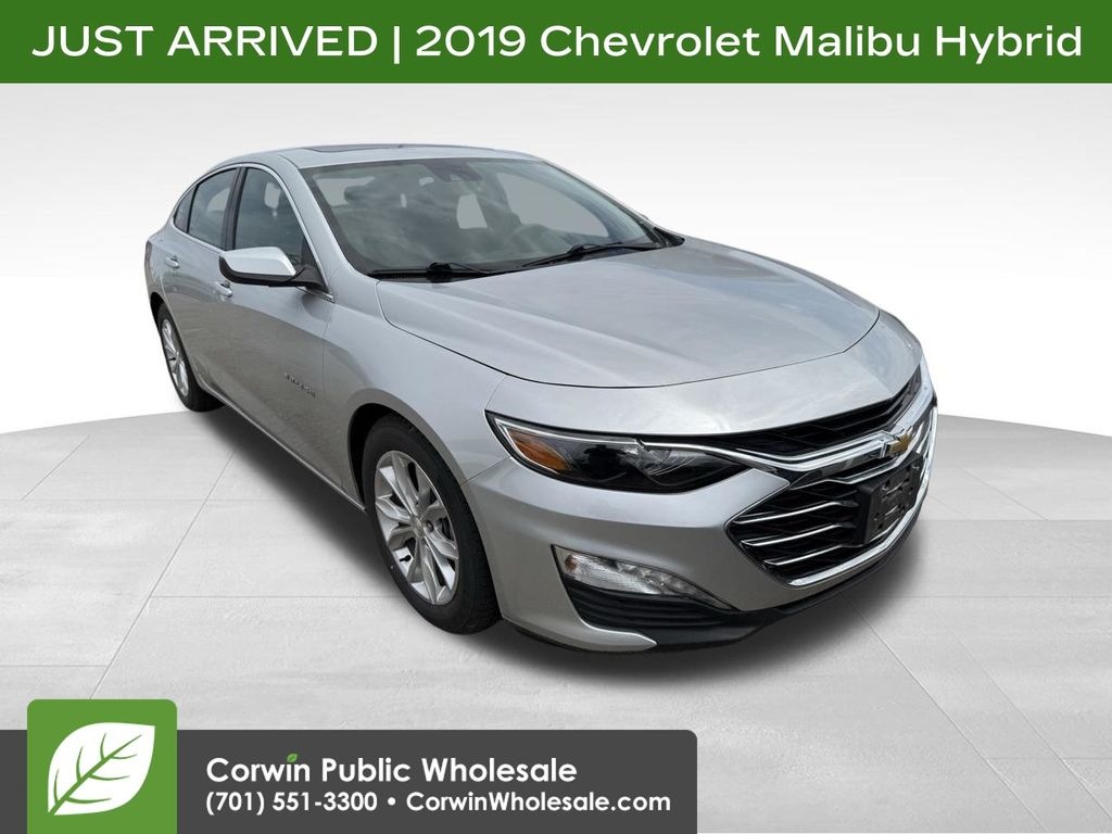 2019 Chevrolet Malibu Hybrid's photo