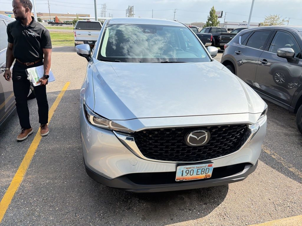 2023 Mazda CX-5 2.5 Select photo 2