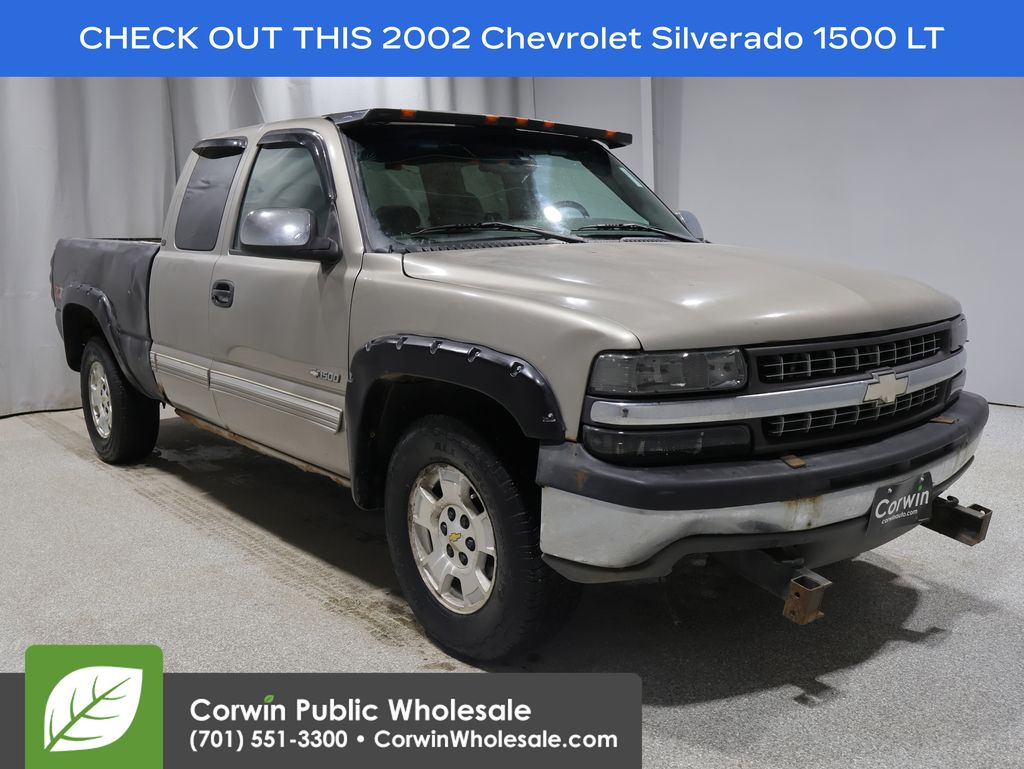 2002 Chevrolet Silverado 1500 4WD Extended Cab SWB LT's photo