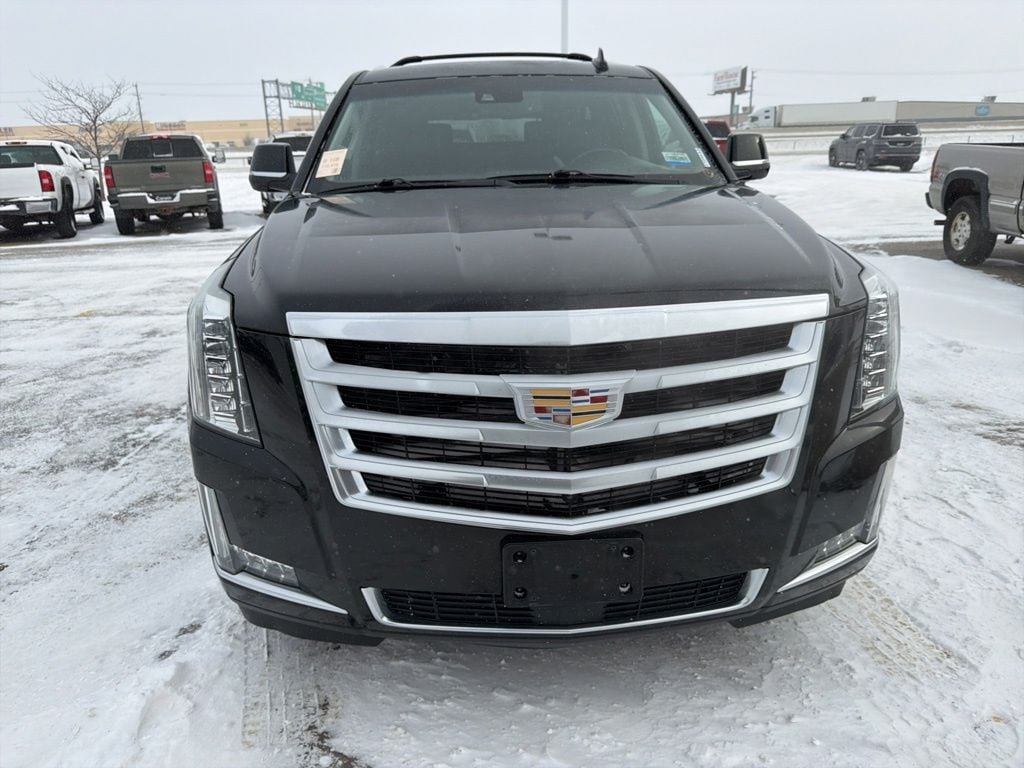 2015 Cadillac Escalade ESV photo 2